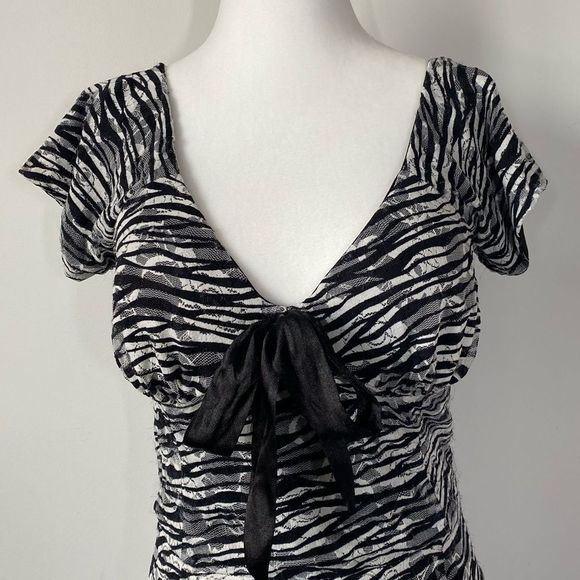 Tatyana Bettie Page Dress Size XL - Picture 4 of 8